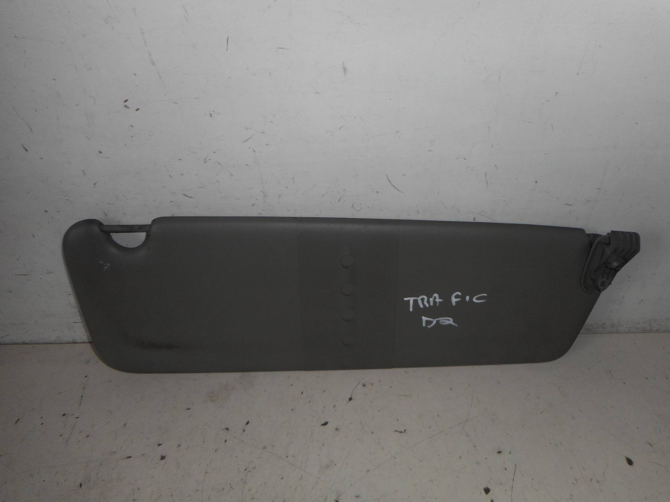 Aletta parasole parabrezza dx.